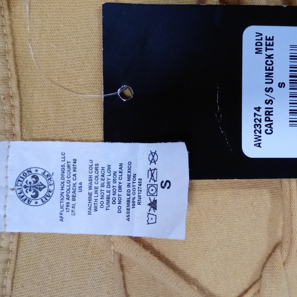 🆕️ 🖤HTF Affliction🖤 - Capri S/S U-Neck Tee - Picture 4 of 11